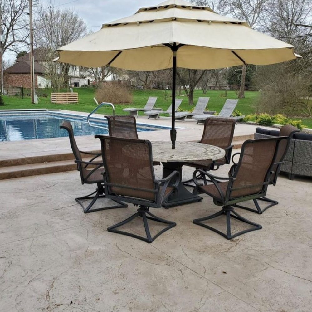 Heavy Stone - Smoke and Colina Tan Pool Deck - Roman Slate with Walnut 01 (1)